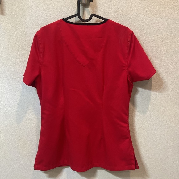 Scrub top size small. Red! - Picture 3 of 3